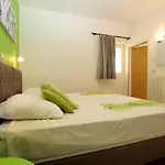 Biskupije 810 * Medulin