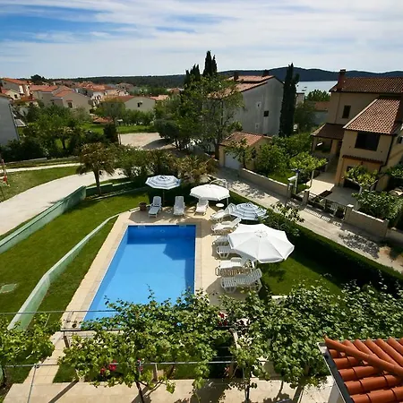 Biskupije 810 Apartman Medulin