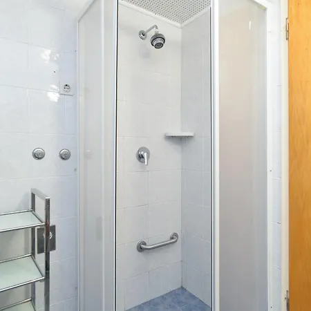 Διαμέρισμα Biskupije 810 *