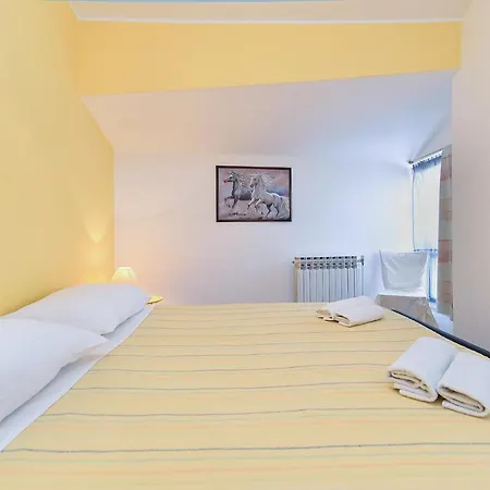 Appartement Biskupije 810