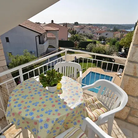 Lägenhet Biskupije 810