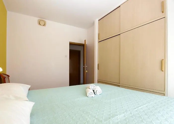 Διαμέρισμα Biskupije 810