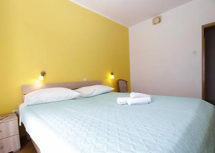 Biskupije 810 Διαμέρισμα Μεντουλίν