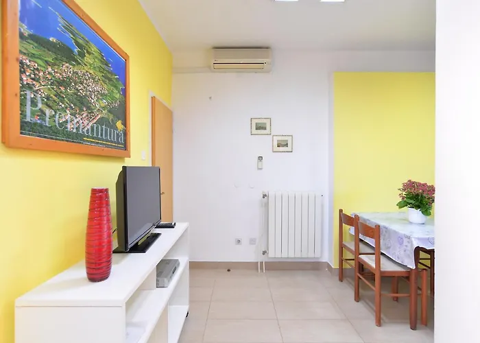 Biskupije 810 Διαμέρισμα *