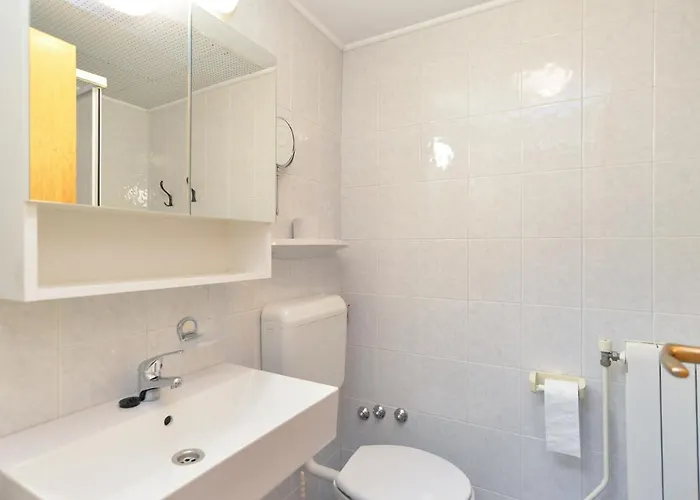 Biskupije 810 Μεντουλίν