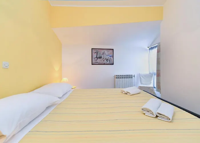 Διαμέρισμα Biskupije 810