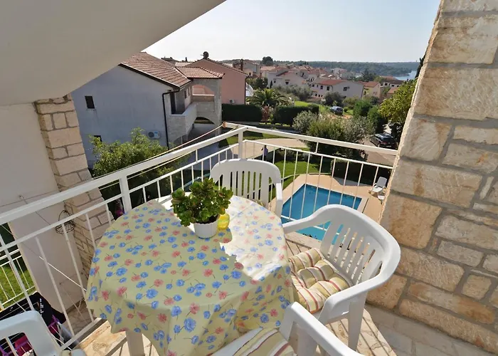 Διαμέρισμα Biskupije 810